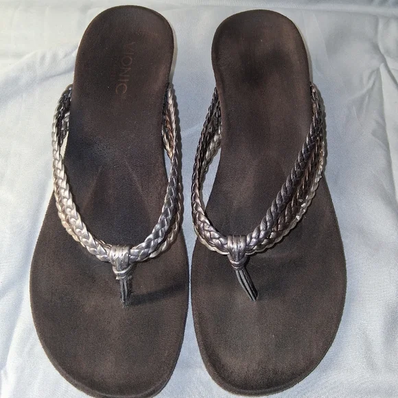 Vionic Women's Braided Thong Sandals in Metallic Silver - Picture 2 of 6